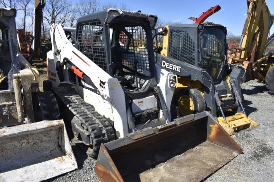 Bobcat T590 Skidsteer with Tracks