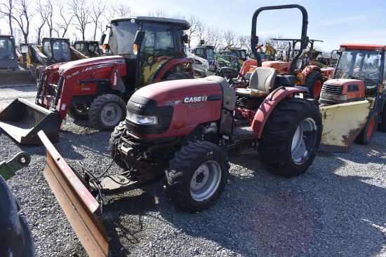 Case International 40B Farmall Tractor with Blade