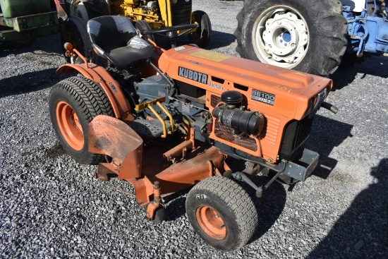 Kubota B6100 Diesel Tractor with Mower Deck