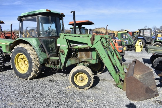 John Deere 2555 Tractor with Loader
