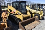 CAT 257B2 Skidsteer with Tracks