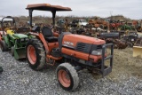 Kubota L2900 Tractor