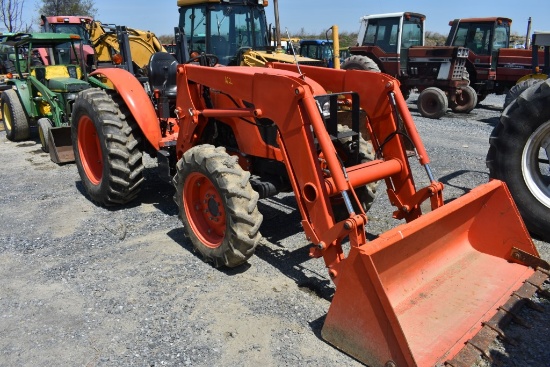 Kubota M5660Su Tractor with Loader