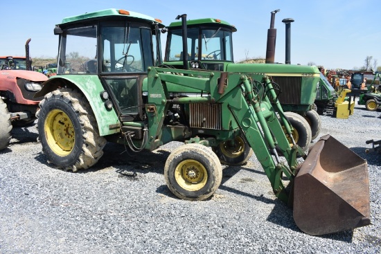 John Deere 2555 Tractor with Loader