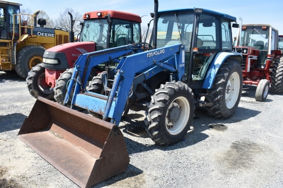 New Holland 6635 Tractor with Loader