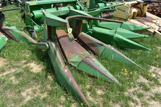 John Deere 2 row Corn head