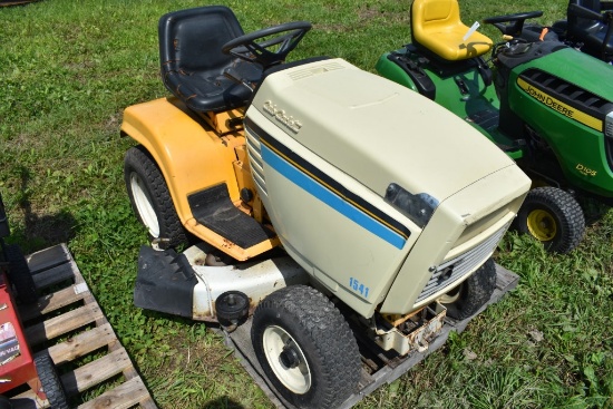 Cub Cadet 1541 Lawn tractor | Heavy Construction Equipment Light ...