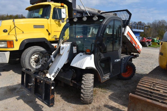 Bobcat 5600 Tool Cat Utility Side by Side
