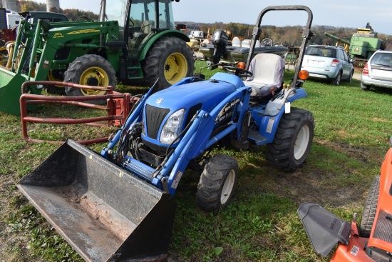 New Holland TC26DA Compact Tractor with Loader