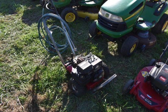 Pressure Washer with Briggs and Stratton 5 Hp Motor
