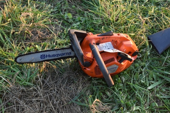 Husqvarna T435 Chainsaw