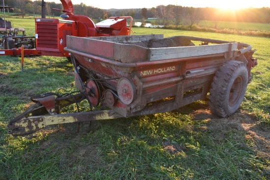 New Holland 513 Manure Spreader