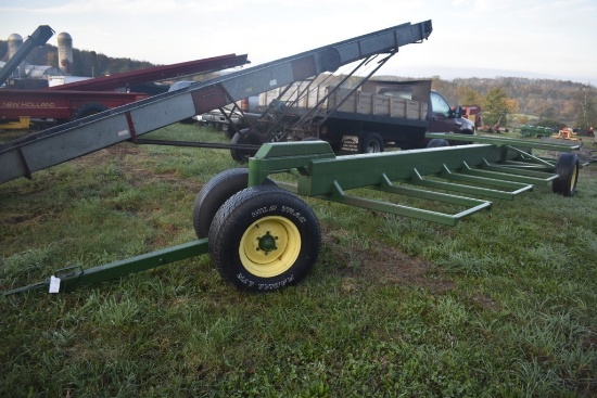 8 Bale Round Bale Wagon