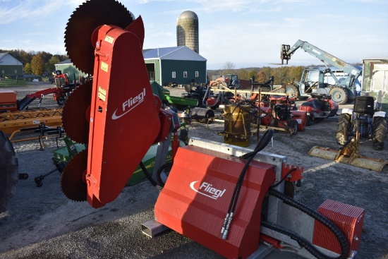 Fliegl Wood King Classic Tree and Brush Trimming Attachment