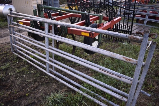 Heavy Duty 11' Farm Gate