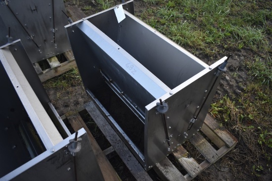 30" Long Stainless Steel Feeder
