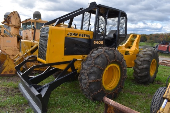John Deere 540B Log Skidder
