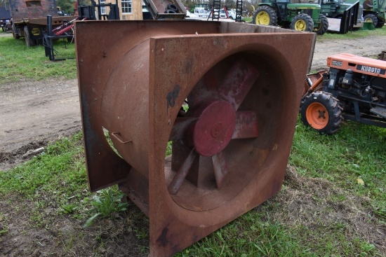 Robinson P-42 Barn Fan with electric motor