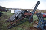 New idea 323 Corn Picker