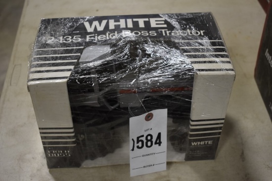Scale Models White 2-135 Field Boss Tractor
