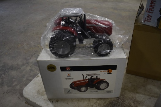 Scale Models Massey Ferguson 8480 Tractor