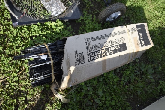 Box electric fence posts