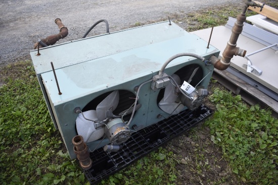 Carrier heater/cooler with two fans