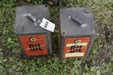 2 Oil Cans