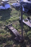 Black Hawk Hydraulic Floor Jack