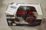 Scale Models Massey Ferguson 135 Tractor