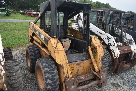 John Deere 6675 Skid Steer