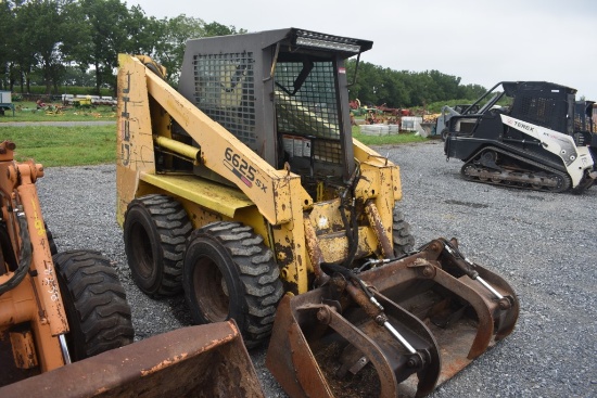 Gehl 6625 Skid Steer