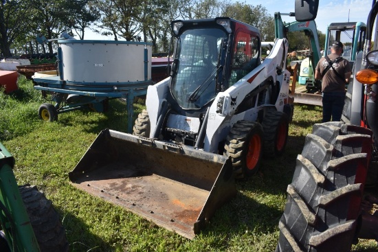 Bobcat S570 Skidsteer