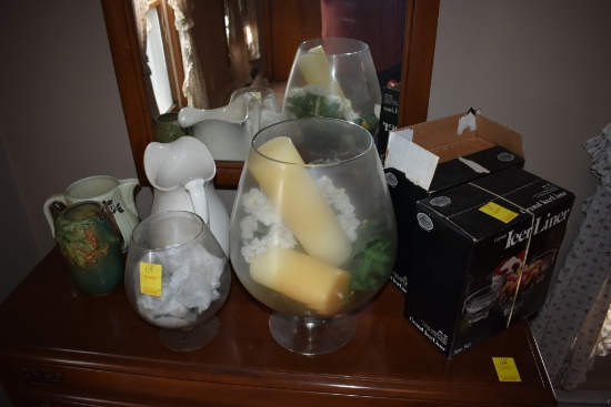 Group of Glass and Ceramic Items