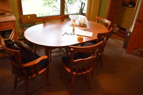 Dining room Table with Leaf inserted and Six Chairs