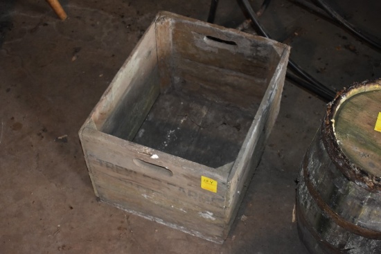 Vintage Trexler Farms Wooden Box