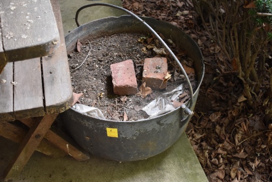 Antique Cast iron pot With Handle