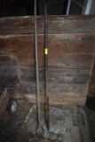 Post and Pry Bar with Spade End