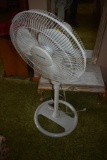 Pelonis Pedestal Fan