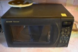 Sharp Carousel Microwave that works