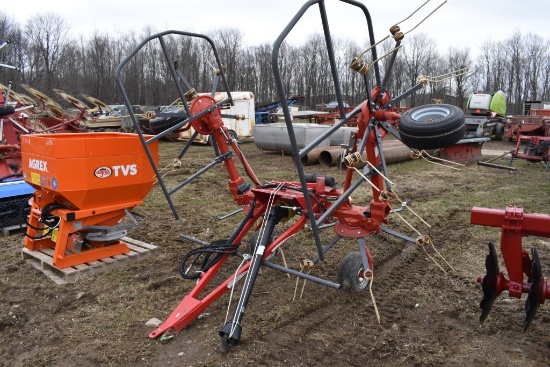 Titan HT17H 4 Star Tedder