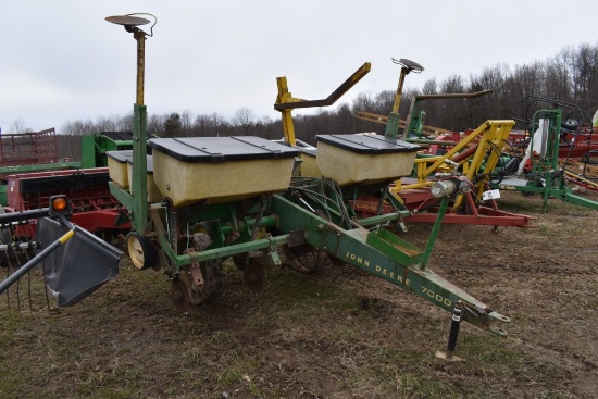John Deere 7000 4 Row Corn Planter