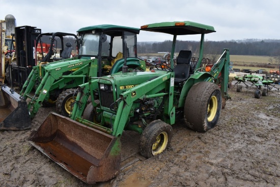 John Deere 1050 Tractor Loader Backhoe