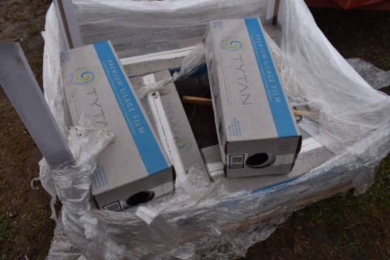 8 Rolls of Tytan 30" Bale Wrap
