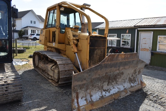 John Deere 750 Bull Dozer