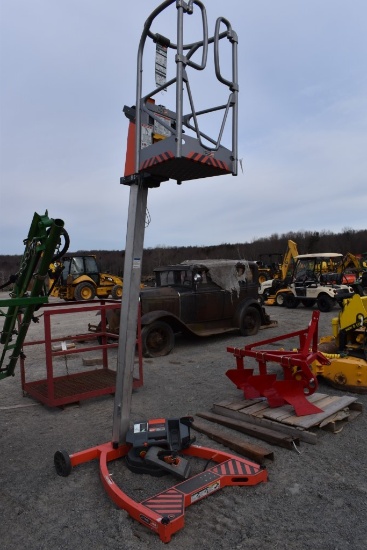 JLG Liftpod Man Lift