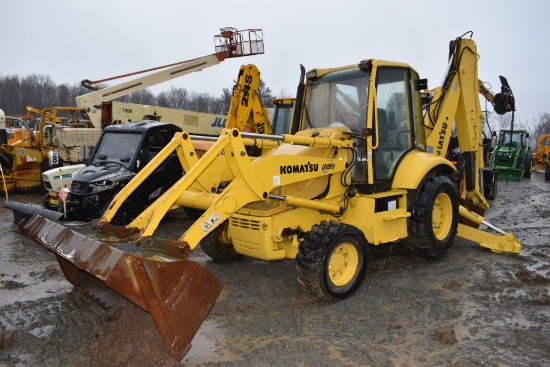 Komatsu WB140 Backhoe