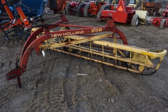 New Holland 258 Rolabar Rake
