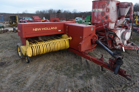 New Holland 570 Square Baler