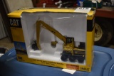 Scale Models CAT W345B Series 2 Material Handler with Attachments